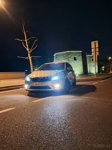 Kia Ceed 2010, 297,000 km - 1.6 л - Bakı