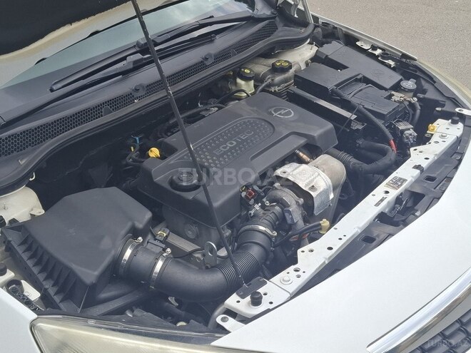 Opel Astra 2011, 247,692 km - 1.3 l - Bakı