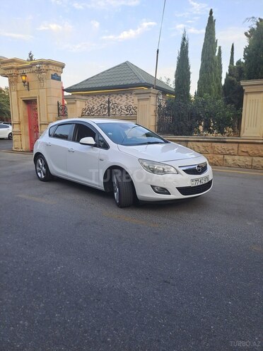 Opel Astra 2011, 247,692 km - 1.3 l - Bakı