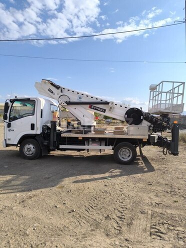 Isuzu  2024, 4,500 km - 2.5 l - Gəncə