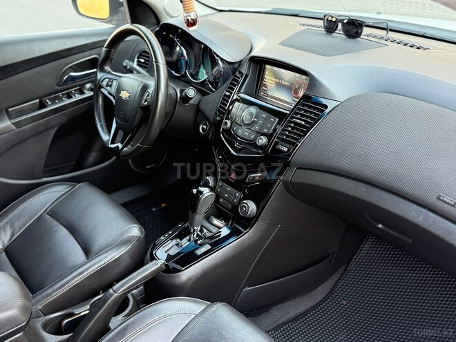 Chevrolet Cruze 2015, 187,000 km - 1.4 l - Gəncə