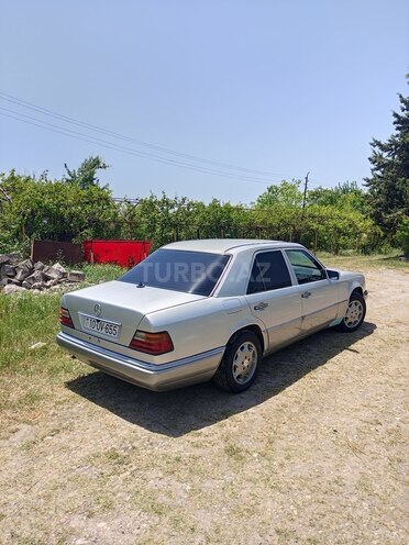 Mercedes E 200 1995, 450,000 km - 2.0 l - Bakı