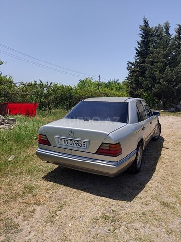 Mercedes E 200 1995, 450,000 km - 2.0 l - Bakı