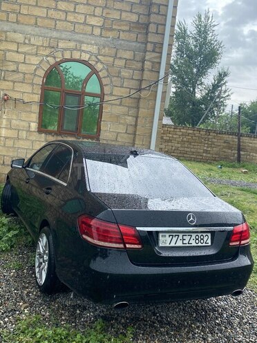 Mercedes E 200 2013, 270,000 km - 2.1 l - Bərdə