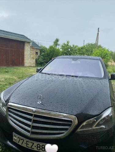 Mercedes E 200 2013, 270,000 km - 2.1 l - Bərdə