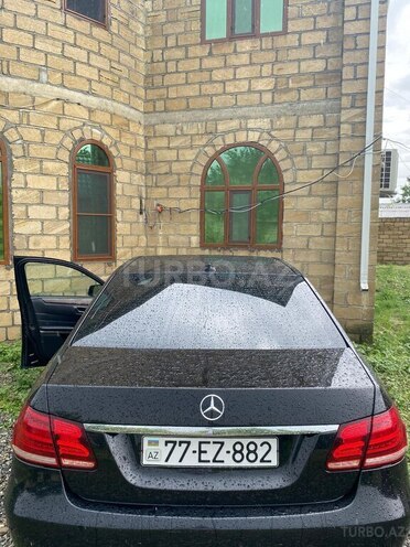 Mercedes E 200 2013, 270,000 km - 2.1 l - Bərdə