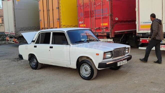 LADA (VAZ) 2107 2007, 128,000 km - 1.6 l - Yevlax