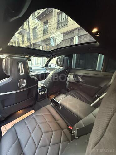 BMW i7 2023, 11,000 km - 0.0 l - Bakı
