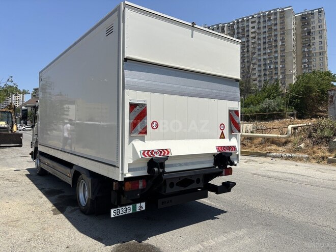 Mercedes Atego 816 2009, 302,965 km - 4.3 l - Bakı