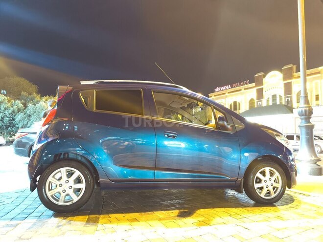 Chevrolet Spark 2023, 25,100 km - 1.3 л - Bakı