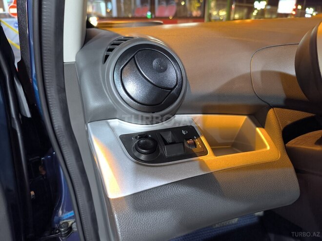 Chevrolet Spark 2023, 25,100 km - 1.3 л - Bakı