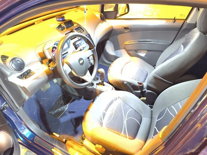 Chevrolet Spark 2023, 25,100 km - 1.3 л - Bakı