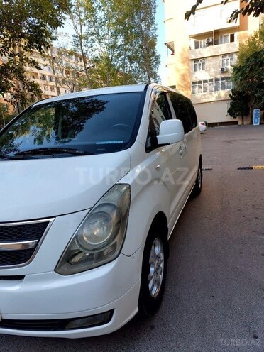 Hyundai H-1 2011, 385,700 km - 2.5 l - Bakı