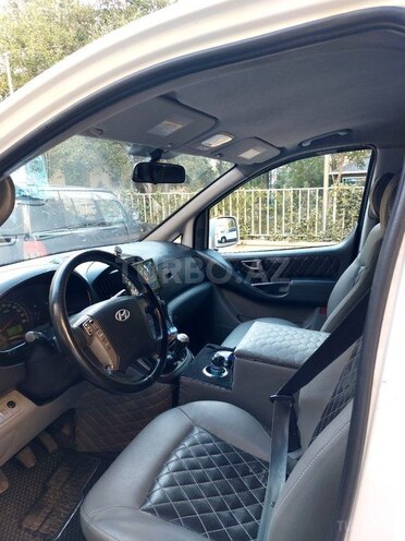 Hyundai H-1 2011, 385,700 km - 2.5 l - Bakı