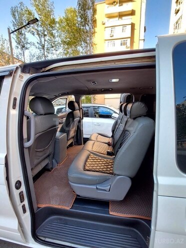 Hyundai H-1 2011, 385,700 km - 2.5 l - Bakı