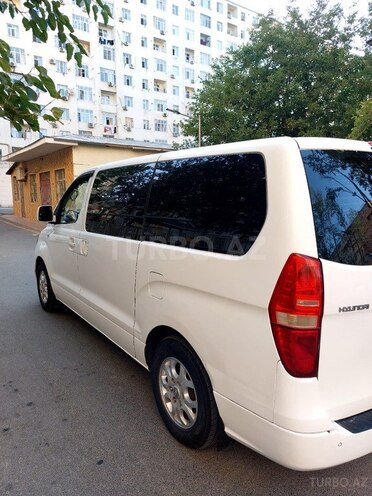 Hyundai H-1 2011, 385,700 km - 2.5 l - Bakı