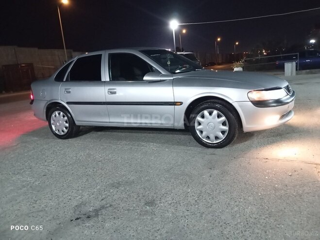 Opel Vectra 1997, 155,600 km - 2.0 l - Bakı