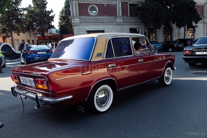 LADA (VAZ) 2103 1977, 100,000 km - 1.3 l - Gəncə