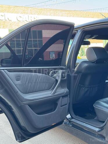 Mercedes E 200 2002, 240,000 km - 2.0 л - Bakı