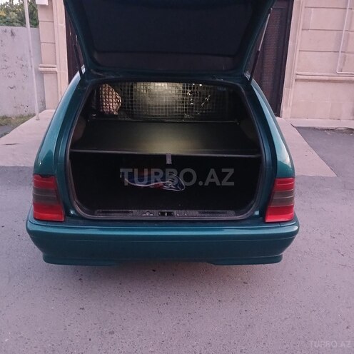 Mercedes C 180 1998, 219,765 km - 1.8 l - Zaqatala