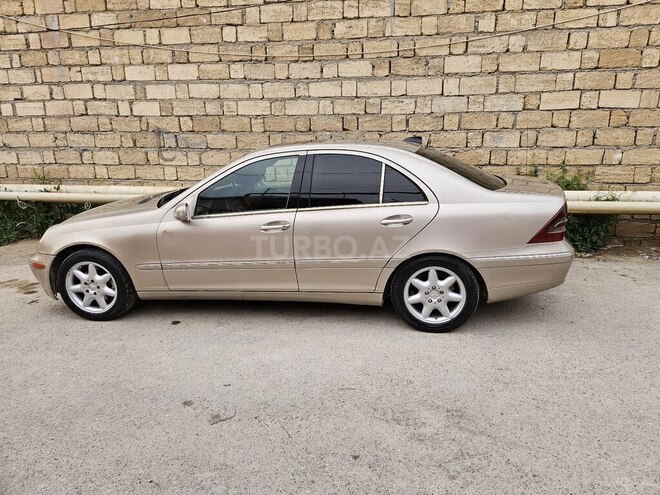 Mercedes C 240 2001, 30,030 km - 2.6 л - Bakı