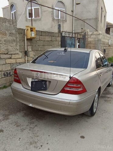 Mercedes C 240 2001, 30,030 km - 2.6 л - Bakı