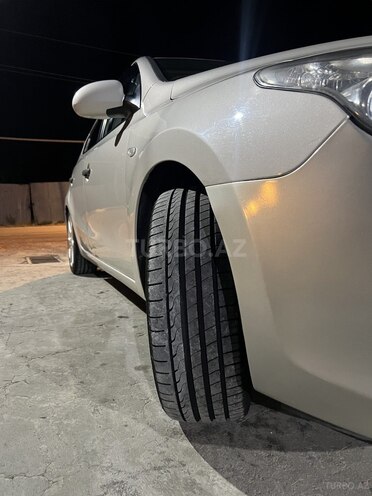 Hyundai i30 2007, 226,000 km - 1.6 л - Şirvan