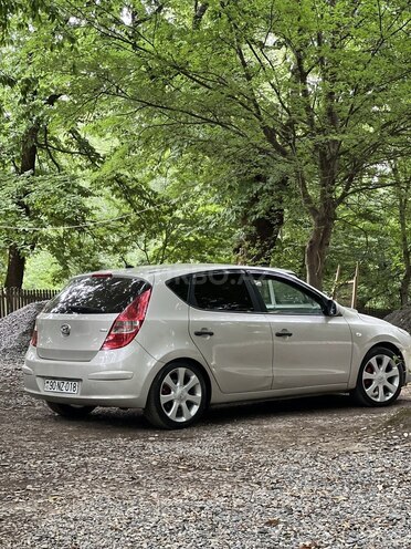 Hyundai i30 2007, 226,000 km - 1.6 л - Şirvan