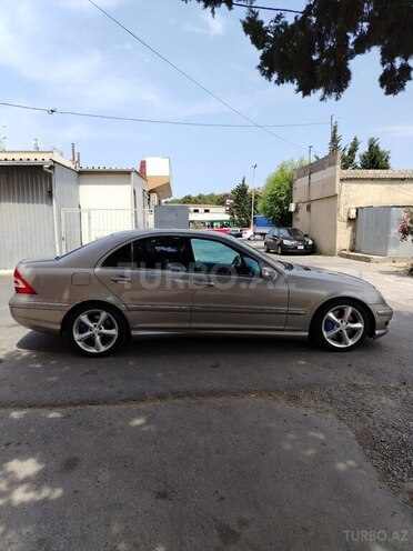 Mercedes C 230 2005, 220,000 km - 2.5 l - Sumqayıt