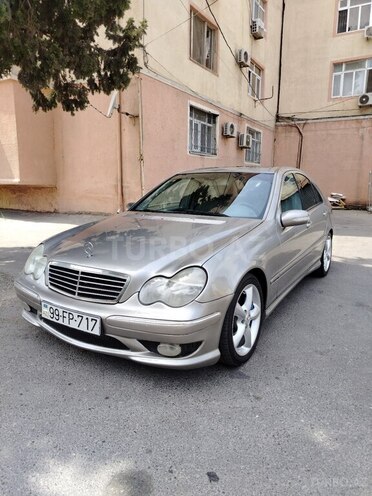 Mercedes C 230 2005, 220,000 km - 2.5 l - Sumqayıt