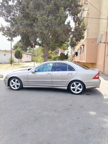 Mercedes C 230 2005, 220,000 km - 2.5 l - Sumqayıt