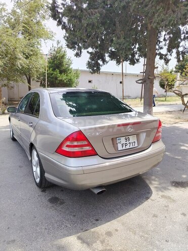 Mercedes C 230 2005, 220,000 km - 2.5 l - Sumqayıt