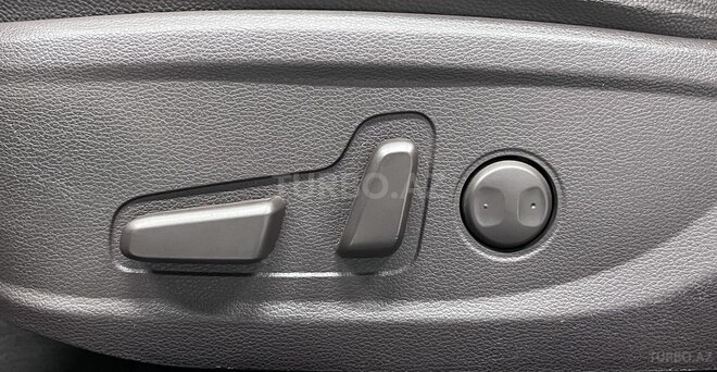 Kia K7-10