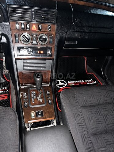 Mercedes C 230 1998, 435,239 km - 2.3 л - İmişli