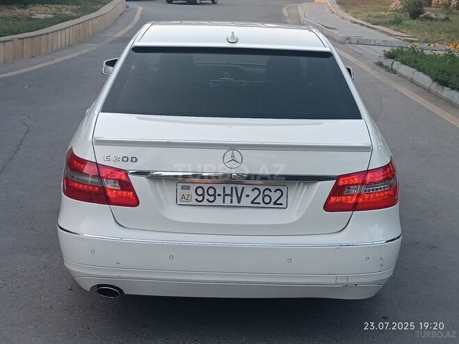 Mercedes E 200 2009, 258,000 km - 1.8 л - Bakı