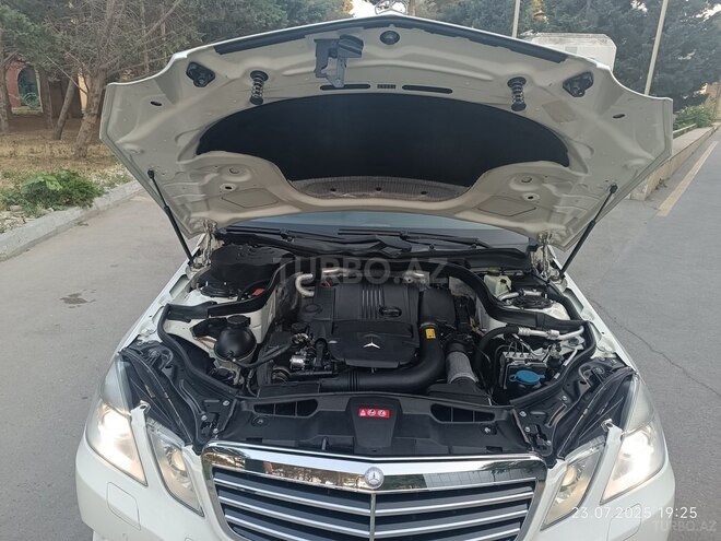 Mercedes E 200 2009, 258,000 km - 1.8 л - Bakı