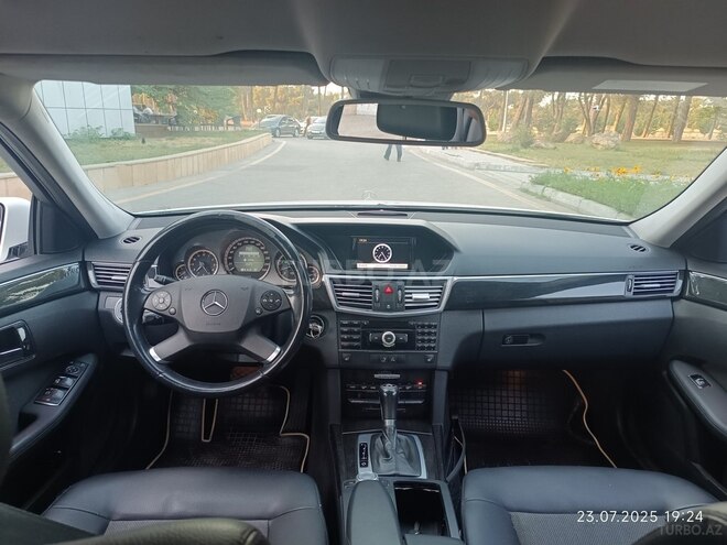 Mercedes E 200 2009, 258,000 km - 1.8 л - Bakı