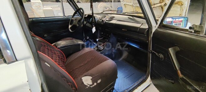 LADA (VAZ) 2106 2003, 195,000 km - 1.6 л - Saatlı