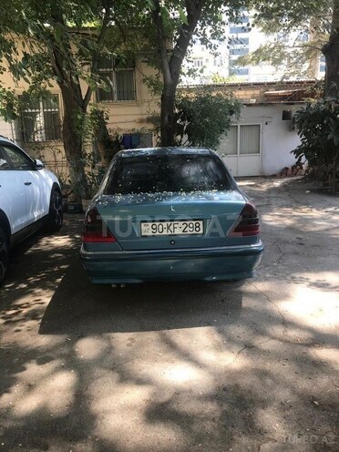 Mercedes C 200 1998, 674,000 km - 2.0 l - Bakı
