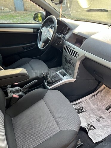 Opel Astra 2009, 266,000 km - 1.3 l - Cəlilabad