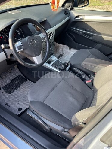 Opel Astra 2009, 266,000 km - 1.3 l - Cəlilabad