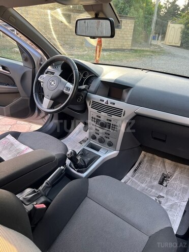 Opel Astra 2009, 266,000 km - 1.3 l - Cəlilabad