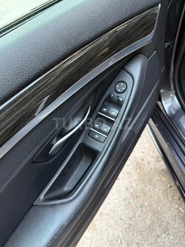 BMW 528 2014, 174,000 km - 2.0 l - Bakı