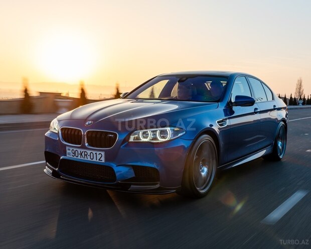 BMW M5 2012, 158,000 km - 4.4 l - Bakı