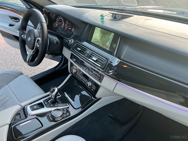 BMW M5 2012, 158,000 km - 4.4 l - Bakı