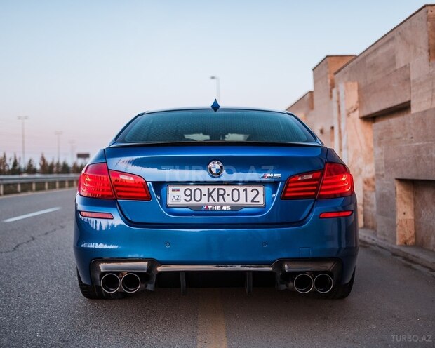 BMW M5 2012, 158,000 km - 4.4 l - Bakı