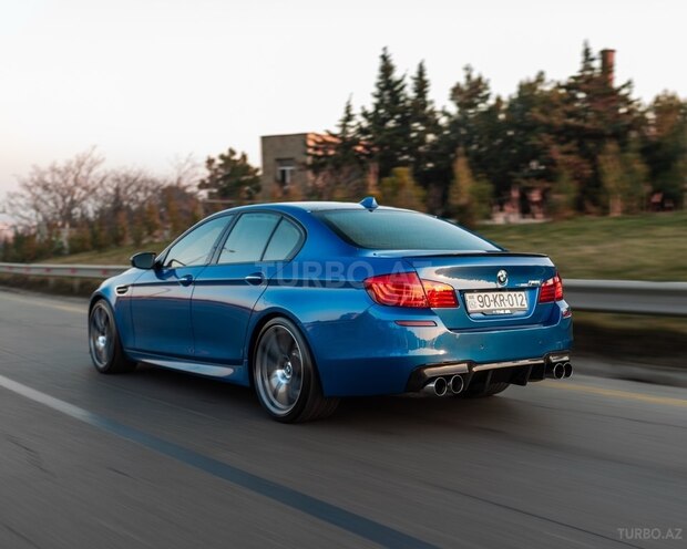 BMW M5 2012, 158,000 km - 4.4 l - Bakı