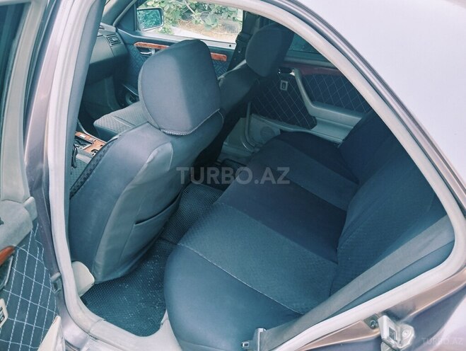 Mercedes C 220 1993, 495,000 km - 2.2 l - Bakı