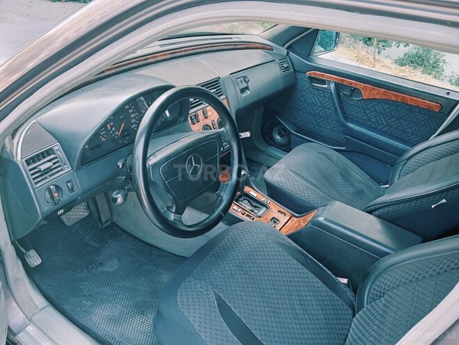 Mercedes C 220 1993, 495,000 km - 2.2 l - Bakı