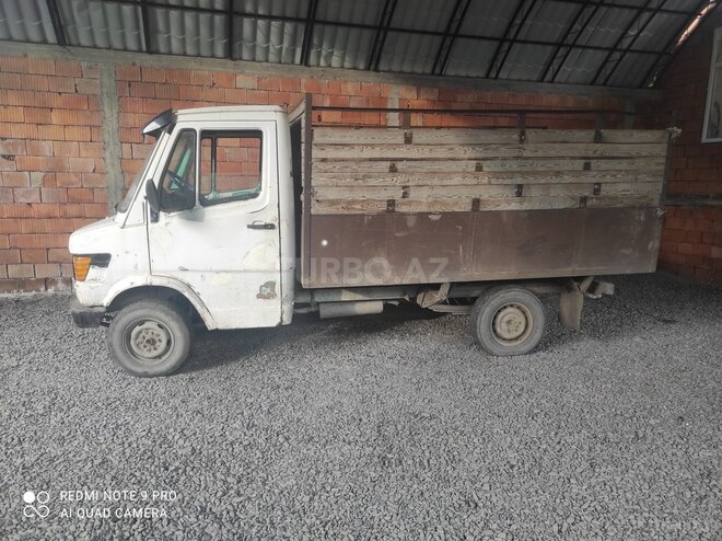 Mercedes 410 D 1978, 350,000 km - 2.3 l - Zaqatala